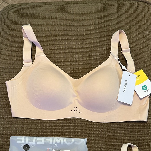 Women's Cream Wireless Bra - Picture 2 of 10